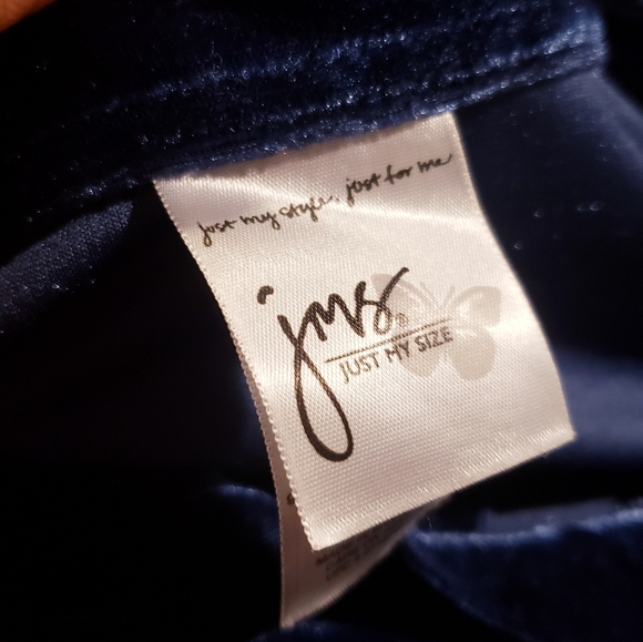 JMS (Just my size) Women's Button Down Velvet Shacket Size 3X - Picture 4 of 7